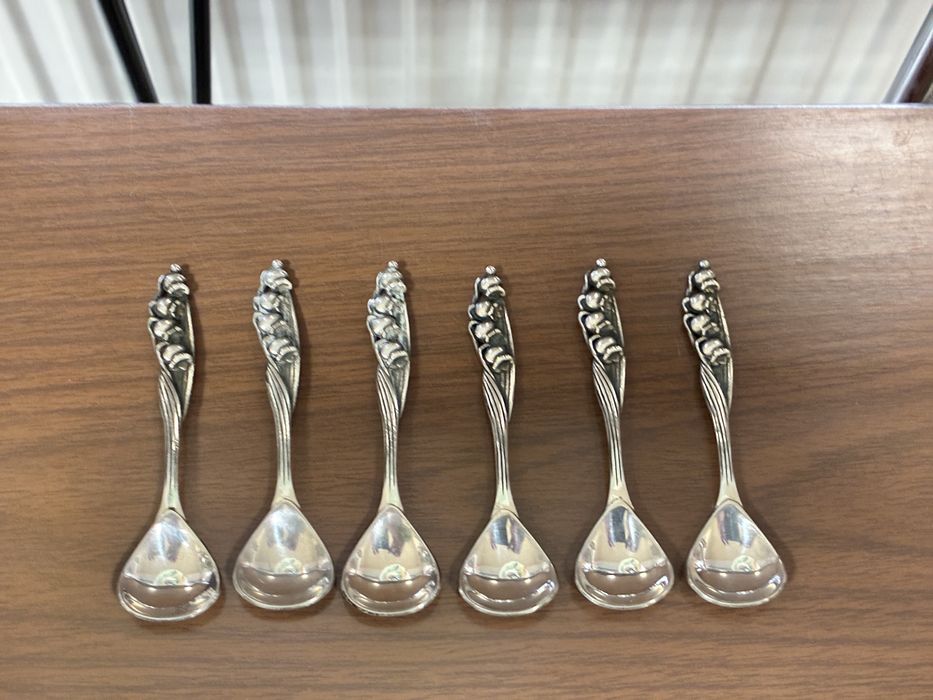 Srebrne secesyjne łyżeczki resovia prl  925