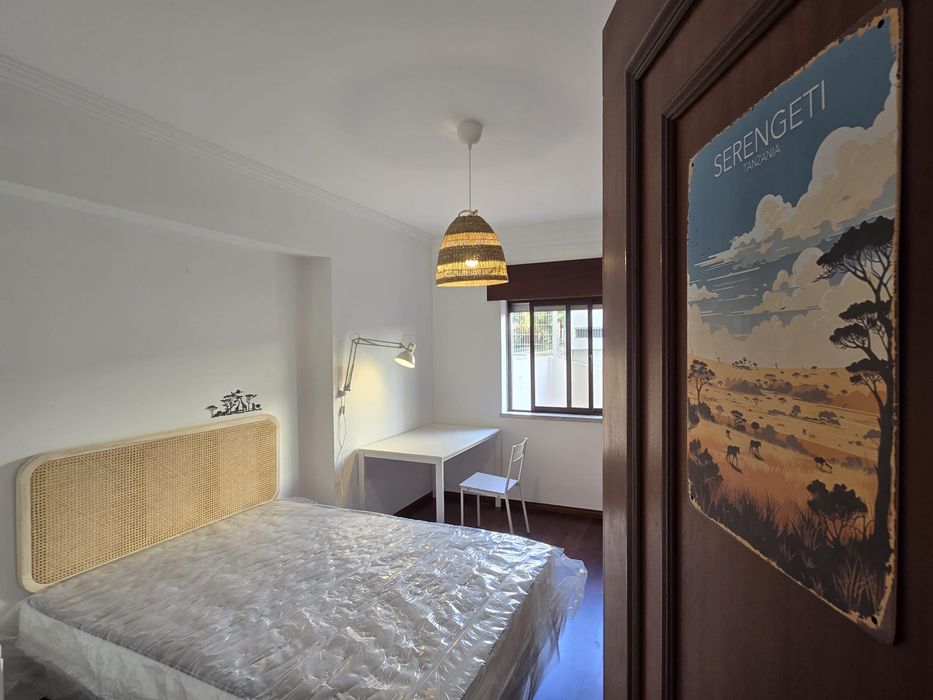 Quarto novo em Vanicelos - Bairro do Liceu