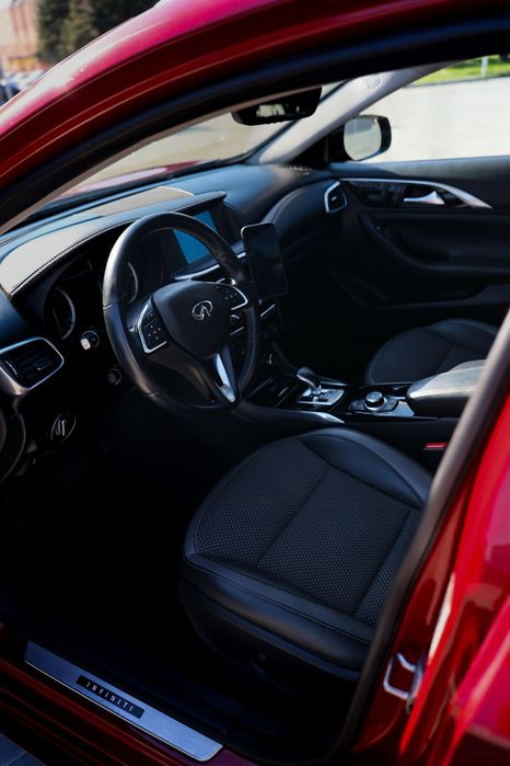 Infiniti QX30 2018 VIN SJKCH5CP8KA007896 фото оголошення 5 з 8