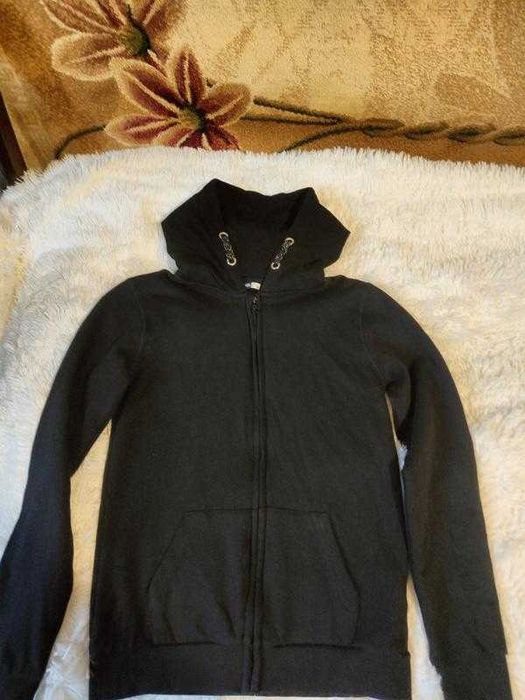 Спортивная кофта на молнии Pepco.