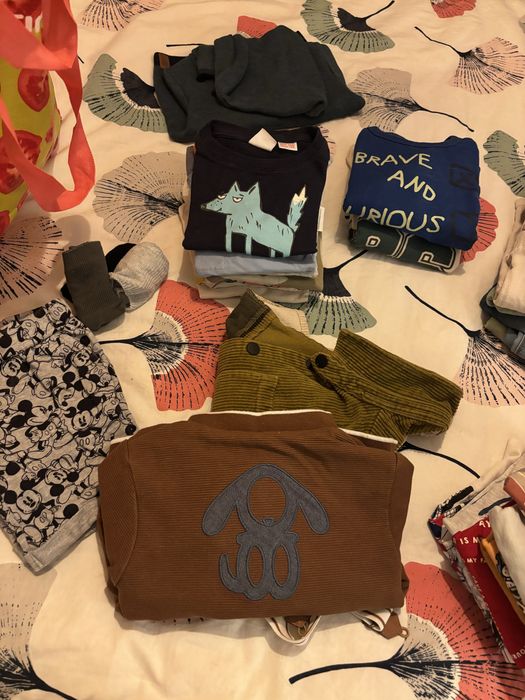 Roupa menino em bom estado