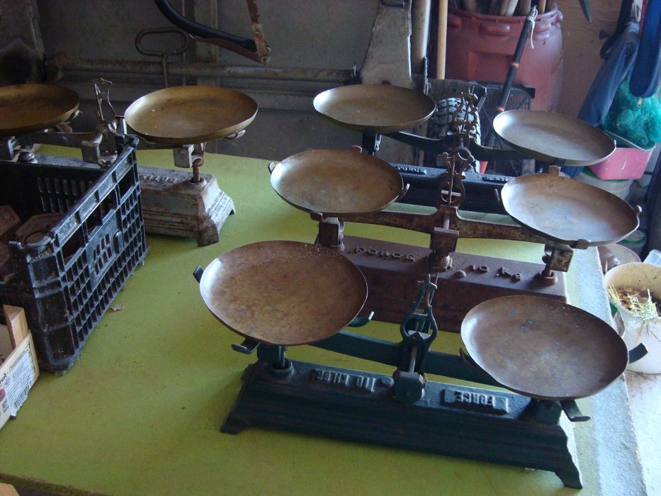 vendo balancas colecao con 29 pessos