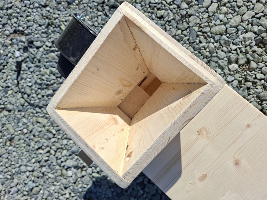 Wialnia do pyłku pszczelego i nasion