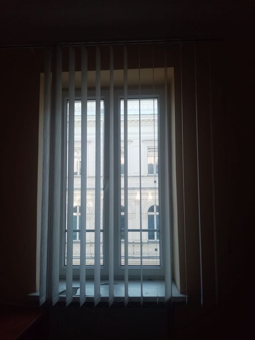 Rolety poziome biale