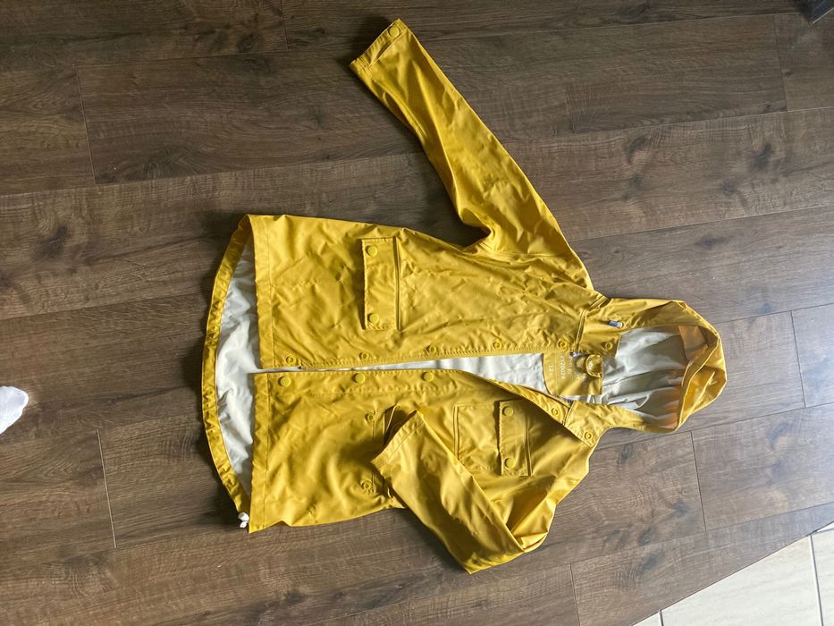 Kurtka na deszcz/płaszcz dla chłopaka/dziewczyny 130-140cm Pyttpytt