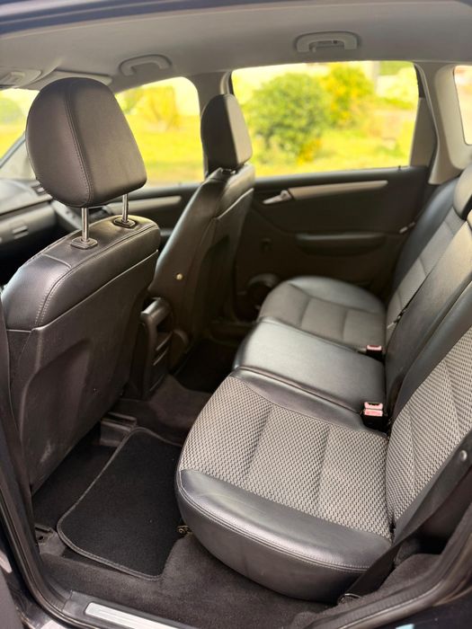Mercedes A180 - 2010