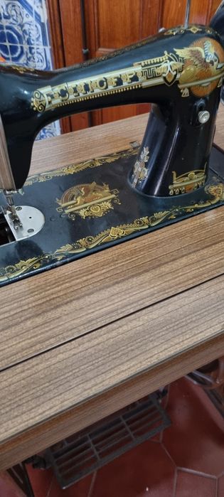 Máquina Costura Singer Antiga