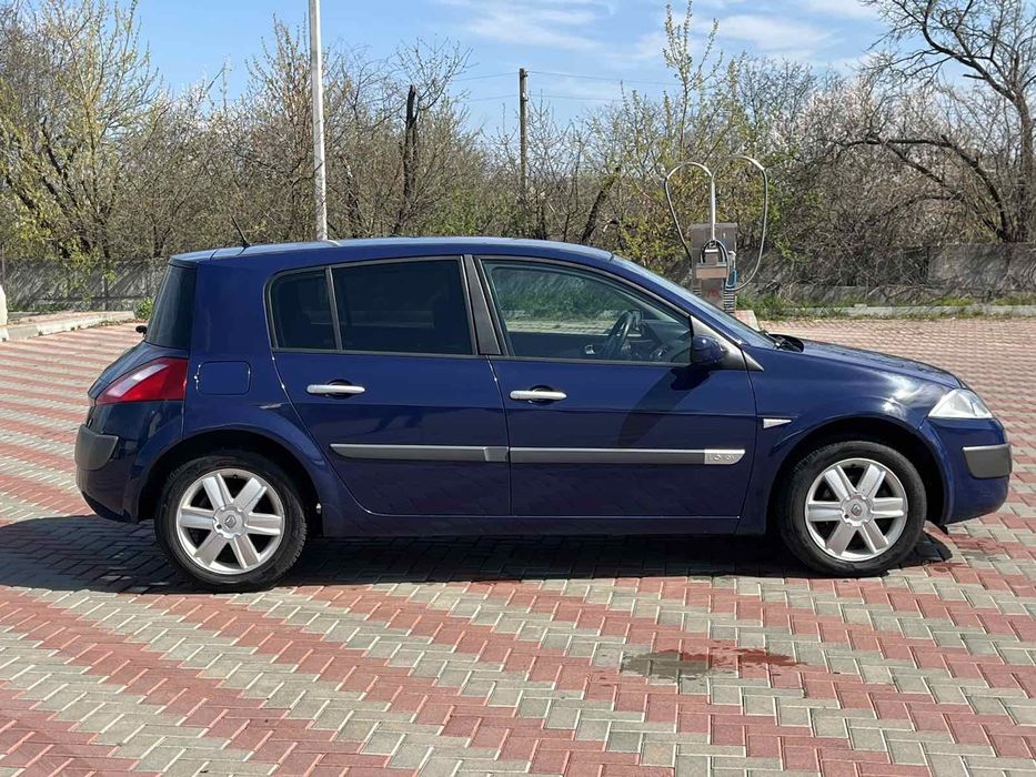 Renault megane 1,6 автомат