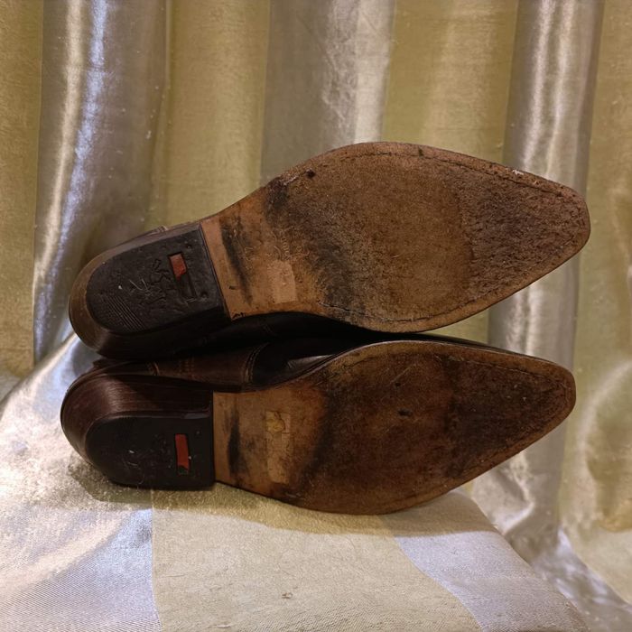 Вінтажні шкіряні чоботи козаки.