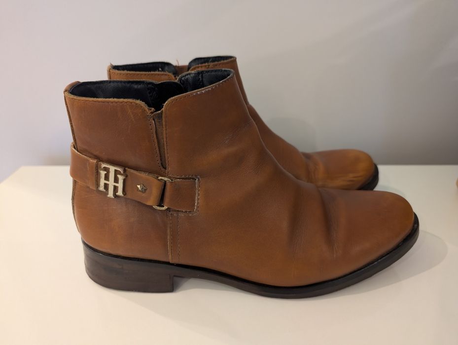 Botki damskie Tommy Hilfiger brązowe, rozmiar 38!