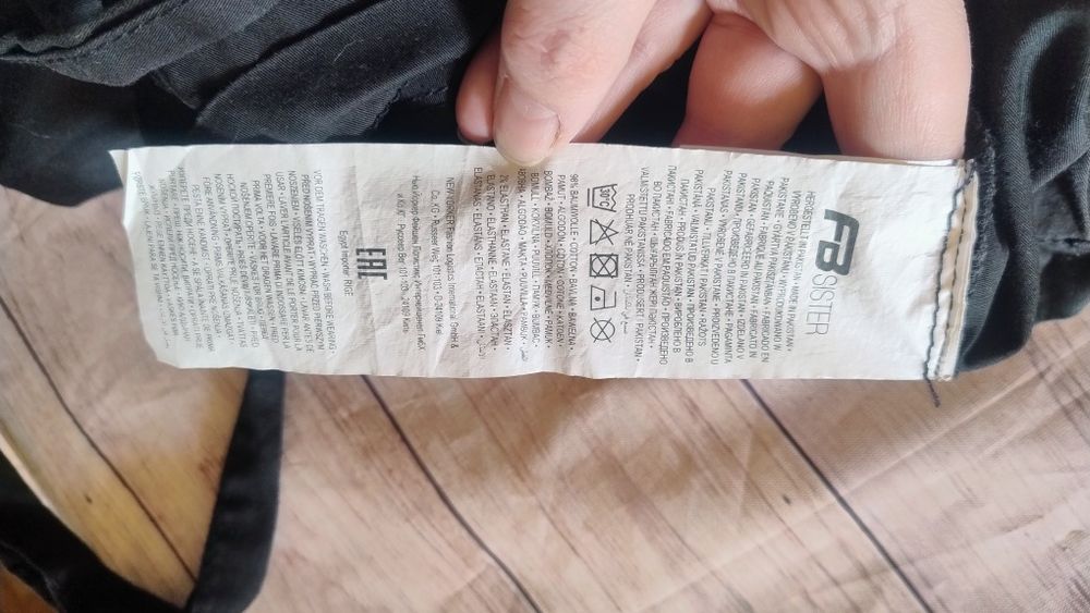 Czarne długie spodnie damskie rozmiar M