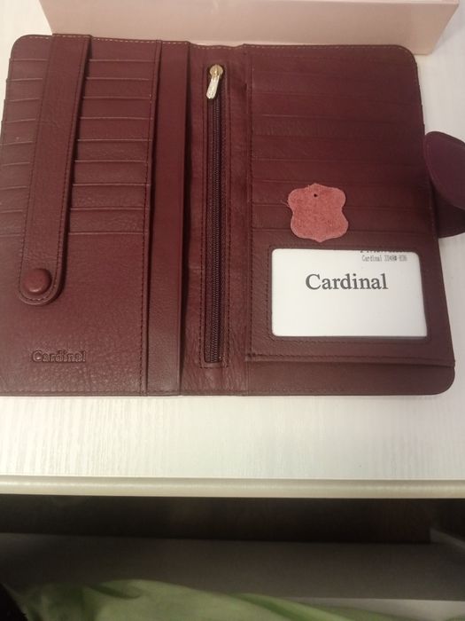 Шкіряні гаманці Кардинал