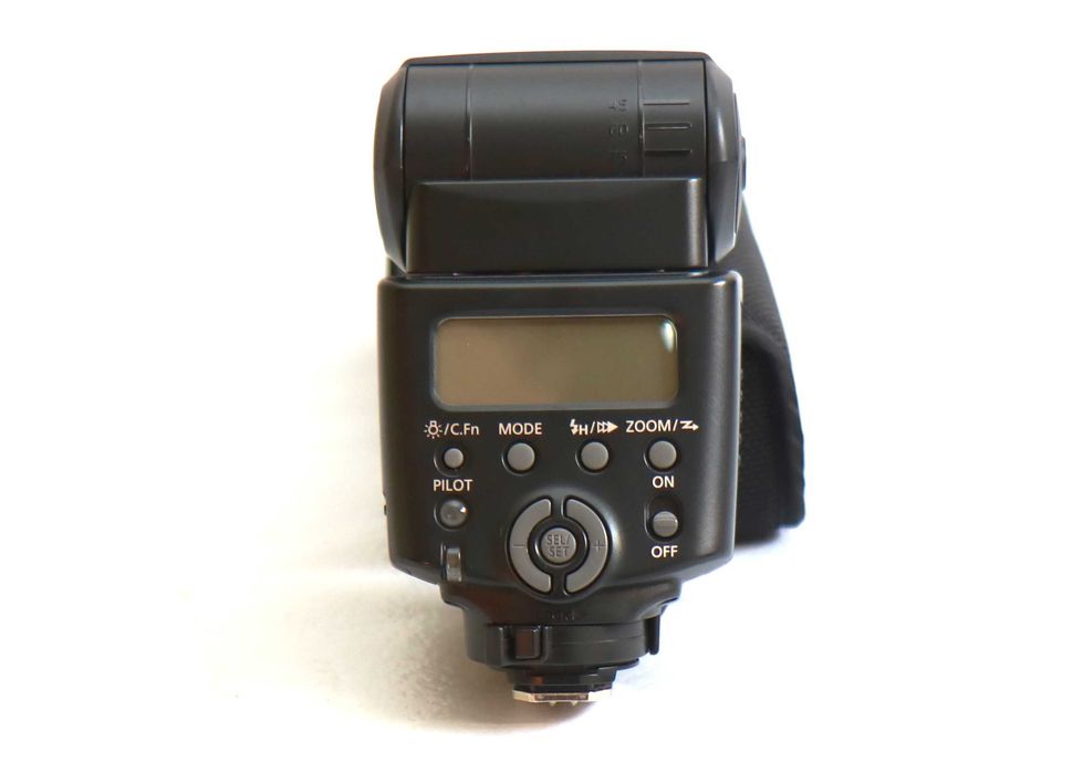 Flash externo Canon Speedlite 430EX II