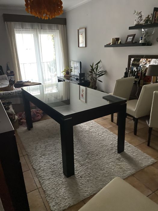 Mobilia sala e sala de jantar
