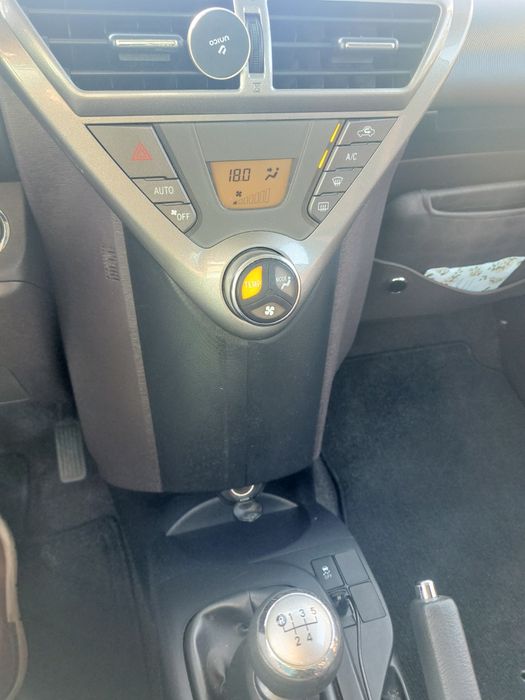 Toyota iq  1.0 gasolina — photo 4
