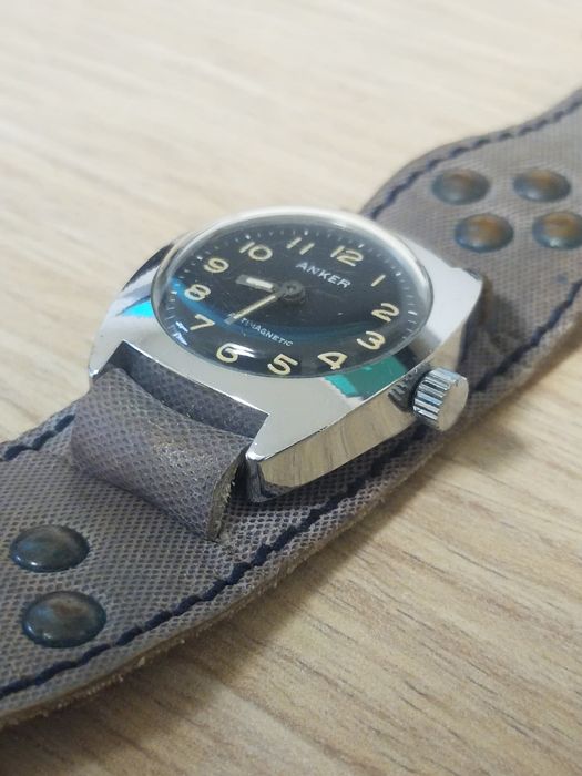 Zegarek ANKER nakręcany
