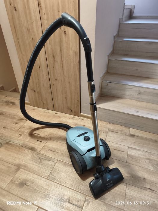 Odkurzacz Electrolux Pure D8.2 silence uszkodzony