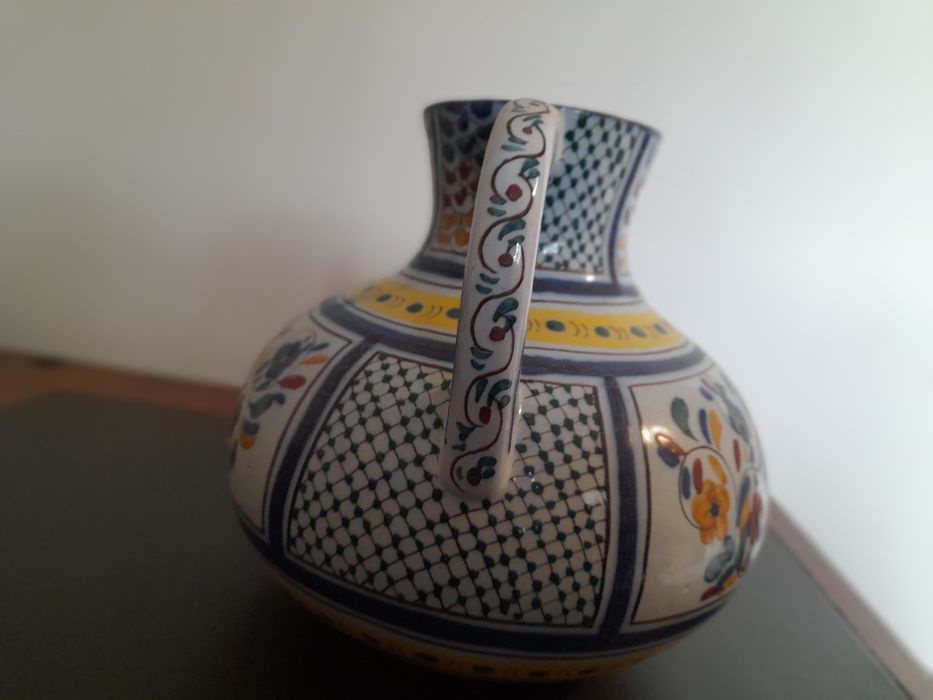 Jarra faiança Soares dos Reis