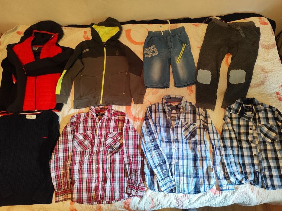 Torba chłopięcych ubrań 134/140