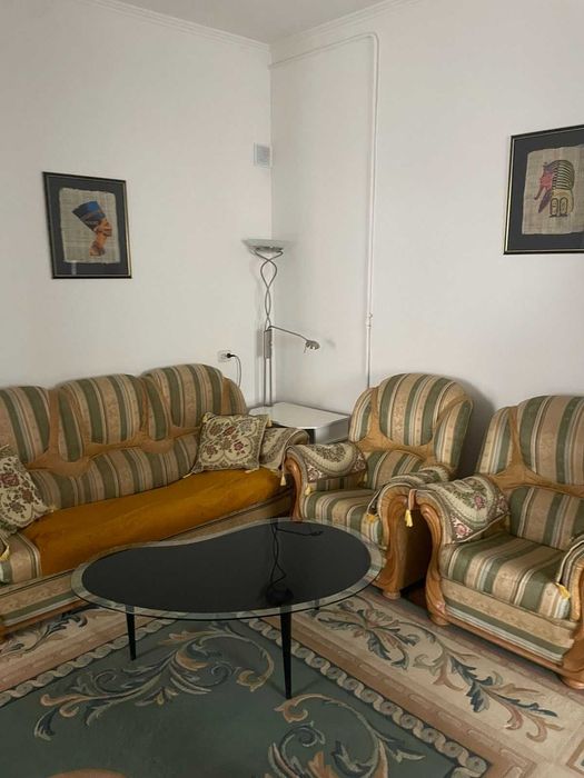 Напів-особняк в престижній центральній локації. Без тварин.