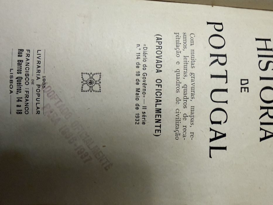 Livros escolares antigos