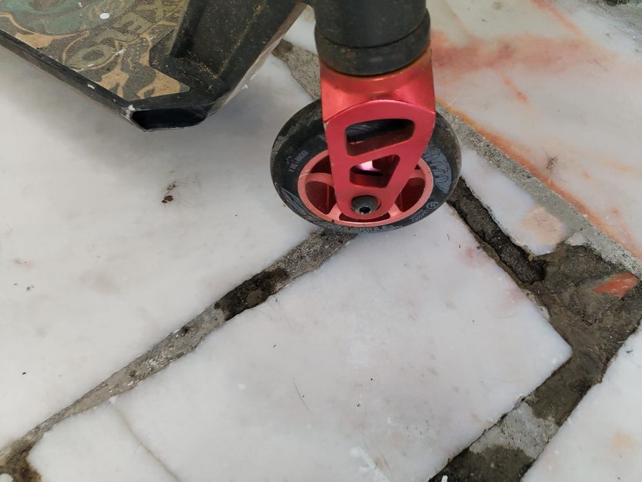 Trotinete em bom estado