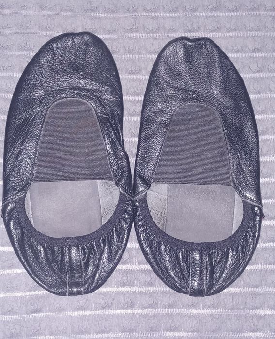 Шкіряні чешки на 21-21,5 по устилці