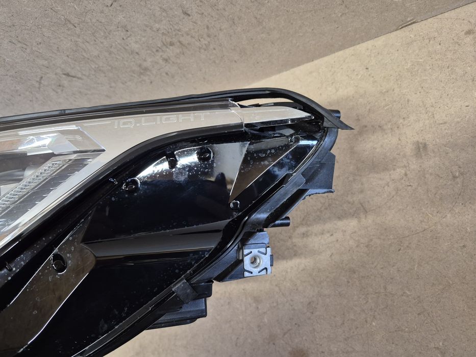 Volkswagen tiguan 5NB lift full led IQ light lewy europa