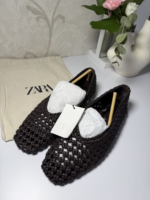 Zara балктки нові 24,5 см