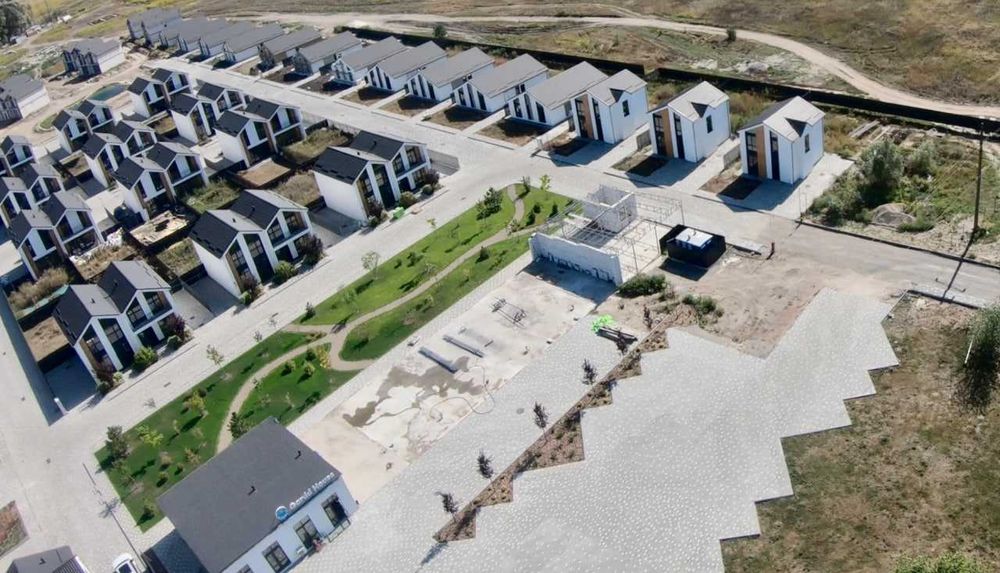 Котедж 110 м2 в КМ Gardd House біля Десни. Розстрочка до 18 міс