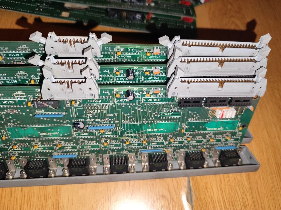 Złom elektroniczny komputerowy odzysk styki złącza CNC przemysłowe