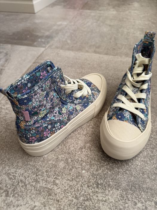 Кеды для девочки ZARA,,новые