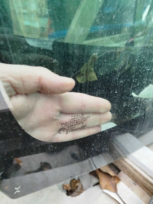 Акція -25% Скло Лобове Вітрове Tesla M3 MY  Нове Оригінал Аналог