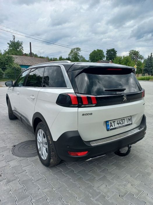 Aвтомобіль PEGEOT GTLine 5008