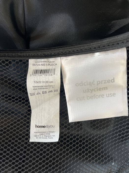 Plecak plecaczek baby shark rekinek rekin