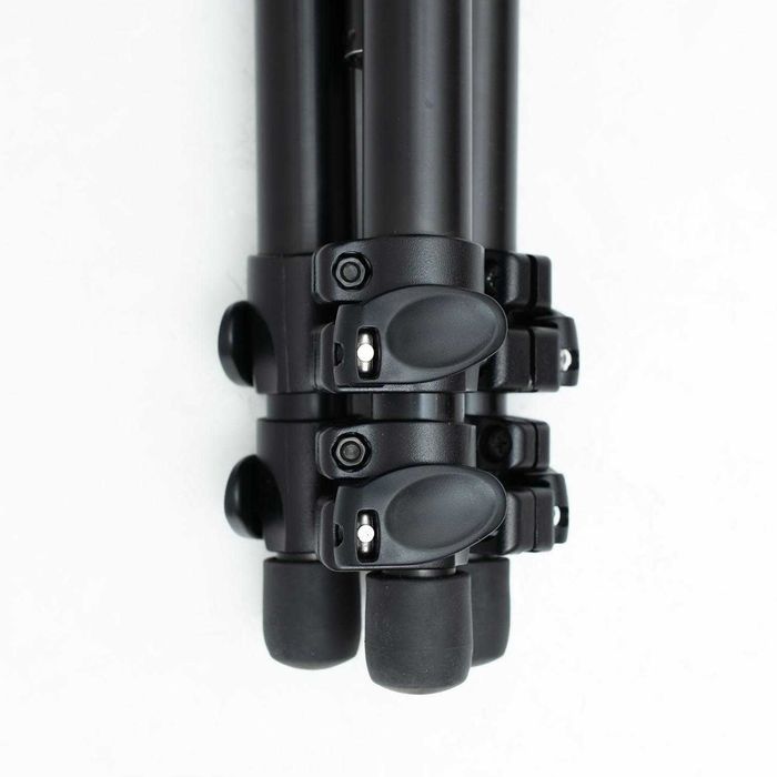 Штатив Manfrotto 055XPROB  (серія 055XB 055XDB 055CXPRO3 MT055XPRO3)