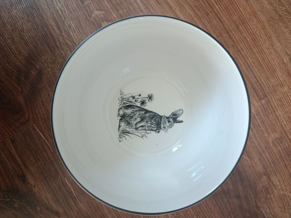 Miseczka biała królik zająć Wielkanoc minimalistyczna wiosna