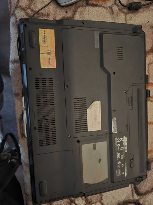 Ноутбук ASUS M51T