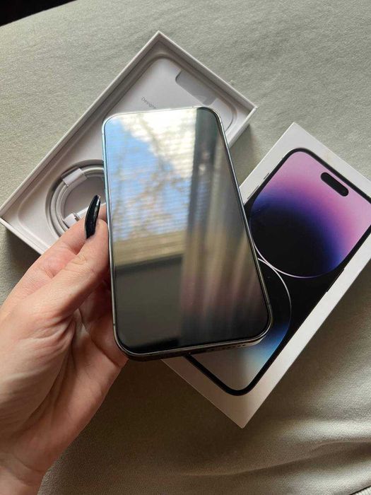 Продам Iphone 14 pro