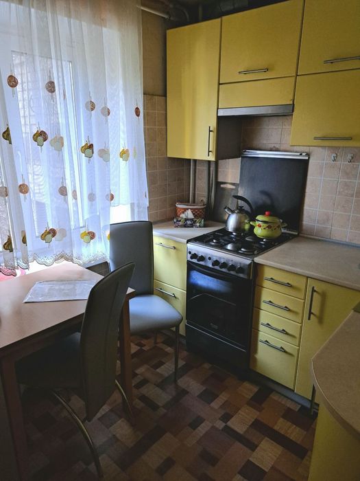 Продается 3х комнатная квартира, 2/5 этаж, б Центральный , сертификат