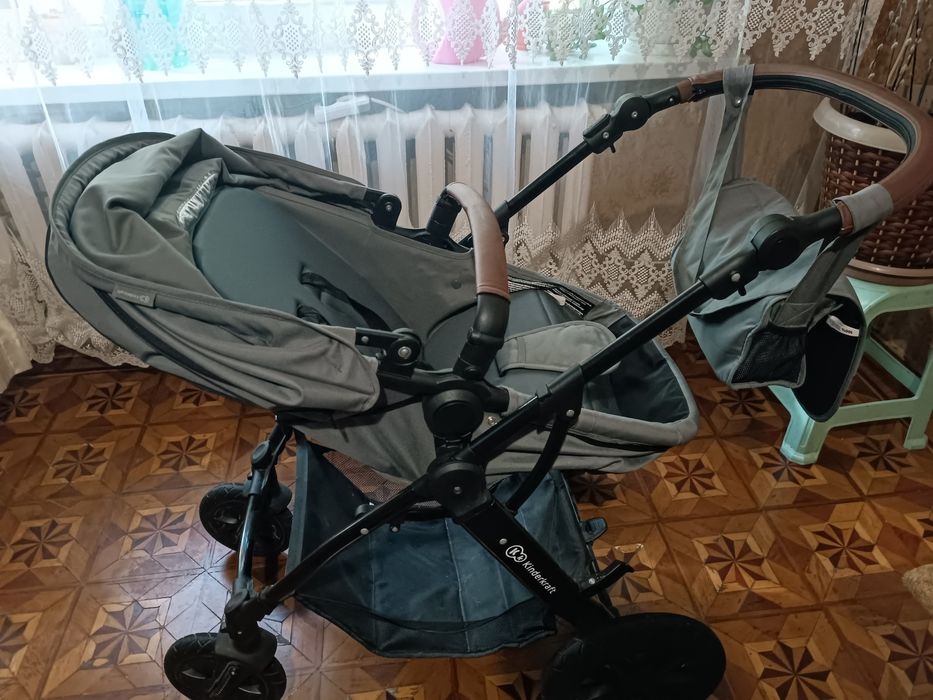 Продам коляску трансформер 3в 1