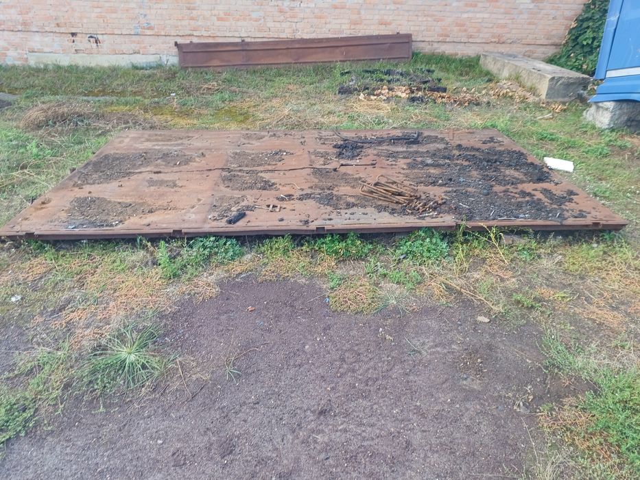 Продам раму і 2 платформи 2ПТС-4