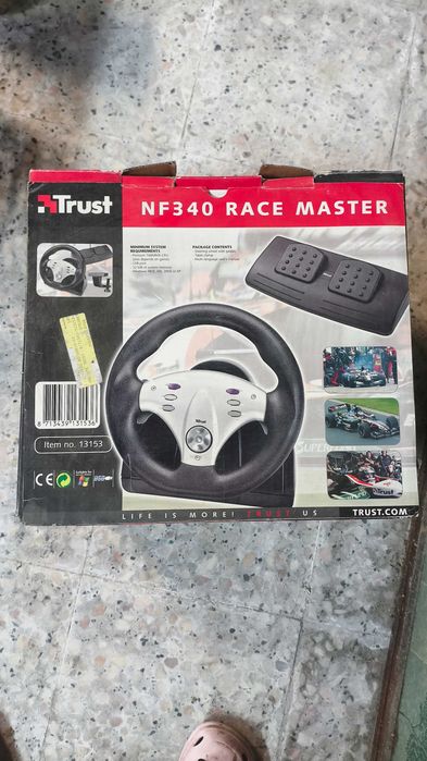 volante Trust NF340 Race Master