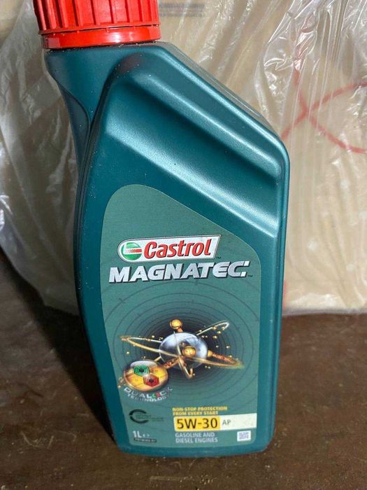 моторне масло Castrol 5W-30 AP magnatec