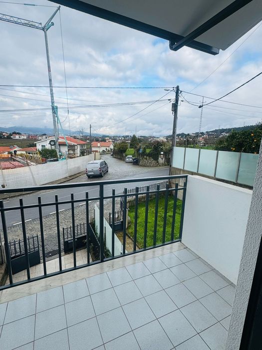 Moradia T3- Aluga-se