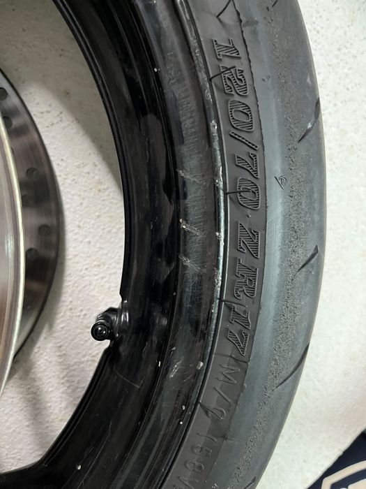 Jantes com pneus para Honda CBR 1000RR 04 a 06