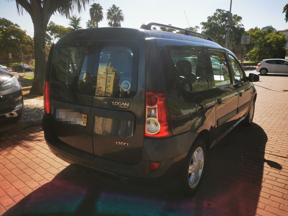 Dacia Logan 1.5dci de 7Lugares com Bola de reboque(Diesel)de 2008