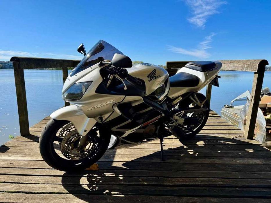 Honda CBR 600 F4i (2002)