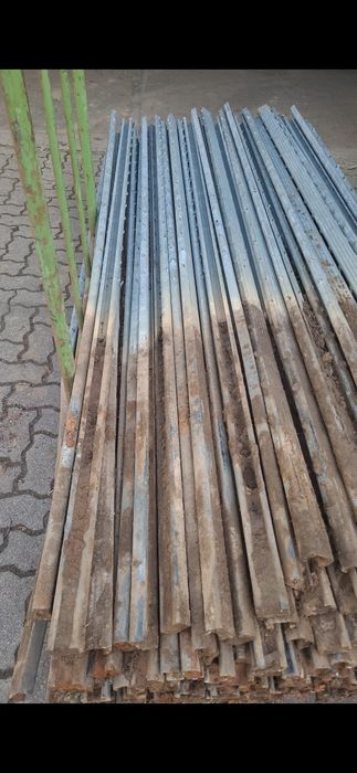 Słupki Metalowe Malina Winogron Ogrodzenia