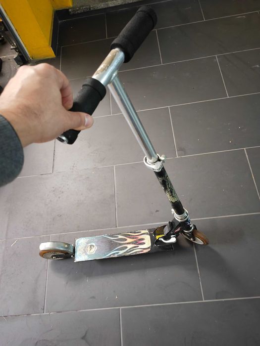 Trotinete e bicicleta de criança >7-8 anos